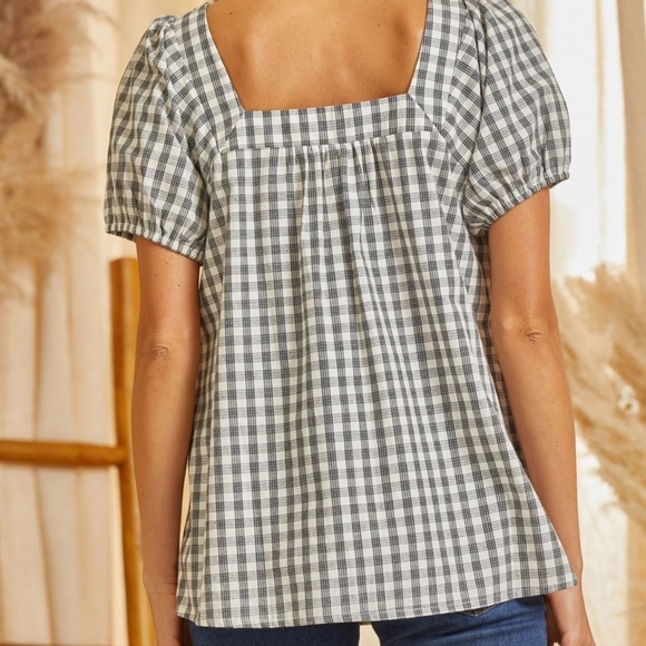 NWT Gingham Embroidery Detail Top - Picture 4 of 4